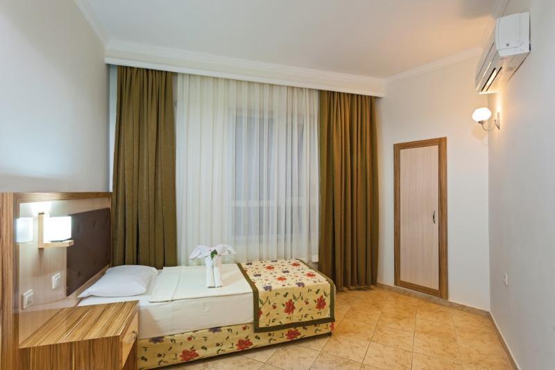 Venus Hotel Side Luaran gambar